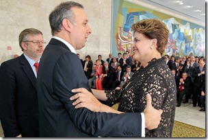 Presidenta Dilma Rousseff durante cerimônia de posse do Ministro das Cidades, Aguinaldo Ribeiro. (Brasília - DF, 06/02/2012)