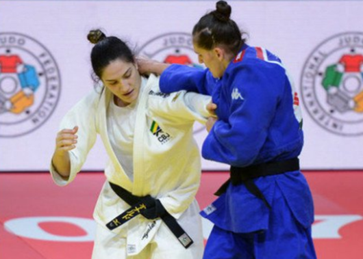Brasileira Mayra Aguiar vence Mundial de Judô pela segunda vez