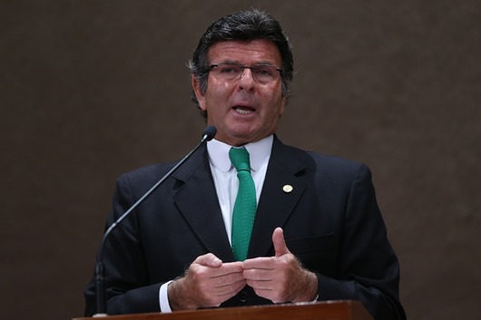 Brasília - O Ministro Vice-Presidente do TSE, Luiz Fux, abre o ciclo de palestras Eleições 2016: Inovações e Desafio. (Elza Fiuza/ Agência Brasil)