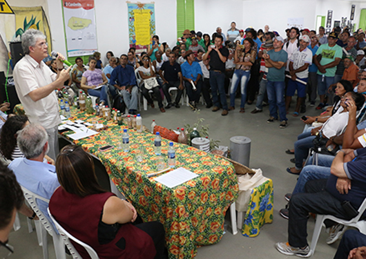 Ricardo inaugura Banco Mãe de Sementes que vai beneficiar 5 mil agricultores da região da Borborema