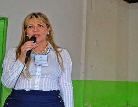 Magna Dantas_anúncio_retirada de apoio a Lucélio e adesão a Maranhão