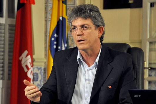 Ricardo Coutinho-pagamento do servidor estadual