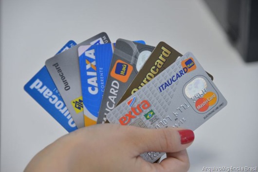 cartões de crédito_Arquivo-Agência Brasil