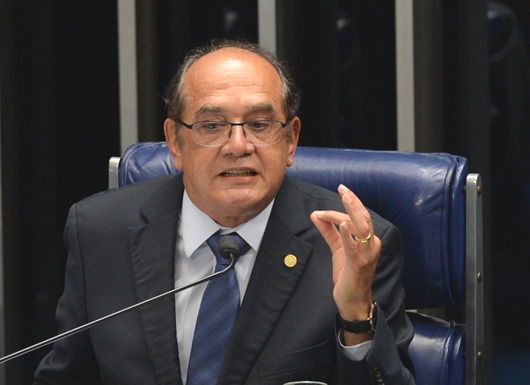 O ministro do Supremo Tribunal Federal, Gilmar Mendes, participa de sessão temática sobre reforma política, no Senado (Antonio Cruz/Agência Brasil)