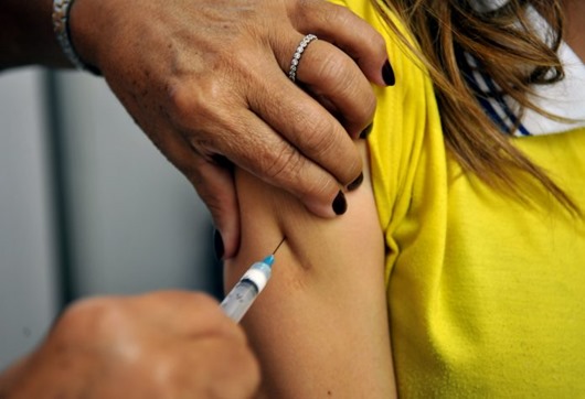 Vacinação-contra-febre-amarela-Foto-Agência-Brasil