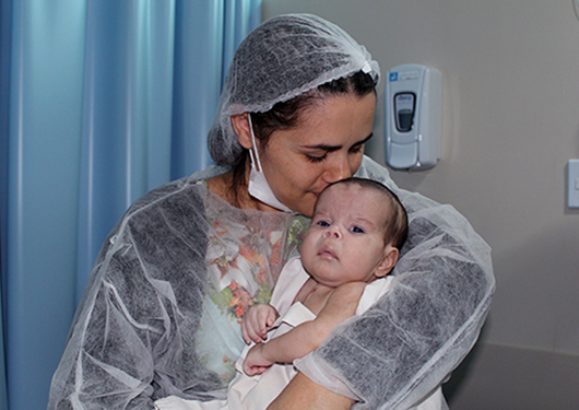 Bebê cardiopata é o primeiro paciente de 2019 a receber alta no Hospital Metropolitano