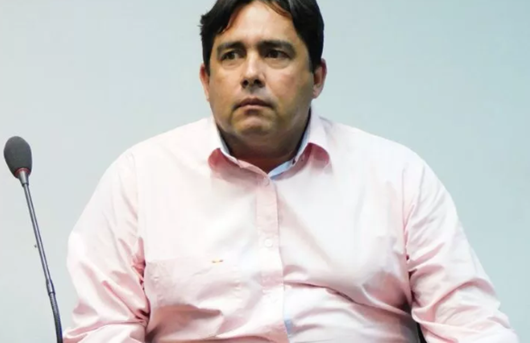 Carlos Eduardo-Duda