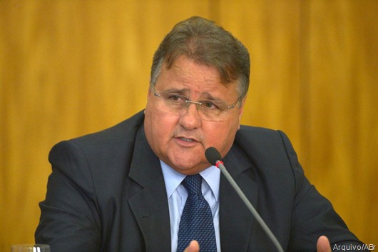 Brasília - O ministro da Secretaria de Governo, Geddel Vieira Lima, anuncia medidas para reduzir os gastos públicos (José Cruz/Agência Brasil)