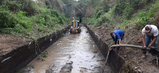 limpeza e desobstrução do Canal da Redenção