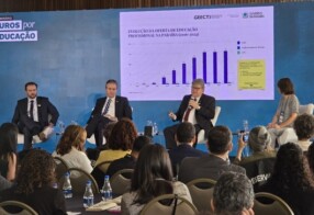 João Azevêdo destaca avanços e investimentos no ensino técnico da Paraíba em seminário em Brasília